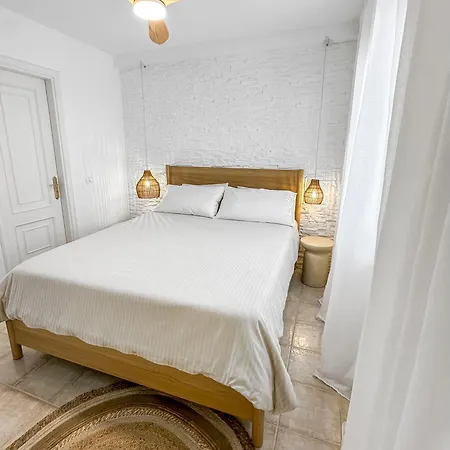 Appartement 3 Bdr Detached House In