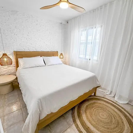 3 Bdr Detached House In *