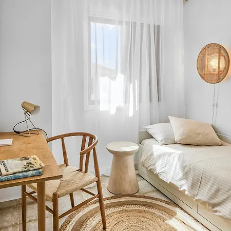 3 Bdr Detached House In *