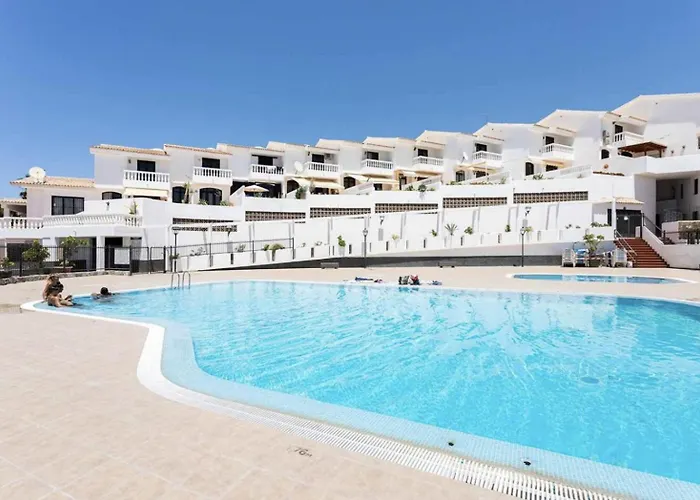 3 Bdr Detached House In דירה *