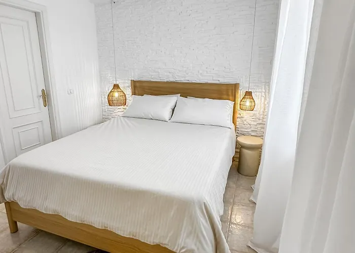 דירה 3 Bdr Detached House In